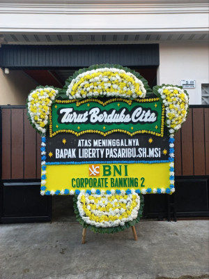 Papan Bunga Duka di Patrol
