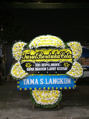 Papan Bunga Duka di Patrol