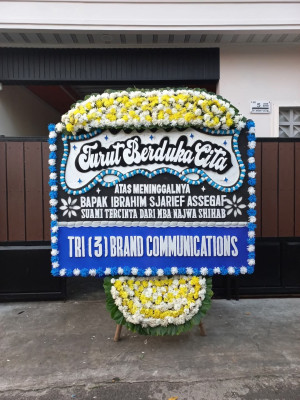 Papan Bunga Duka di Patrol